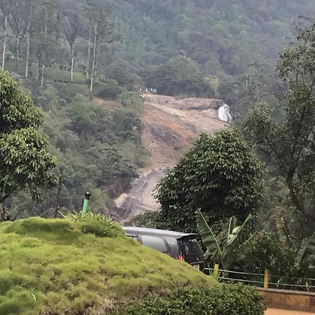 Wild Elephant Eco Friendly Resort Munnar Eksteriør billede