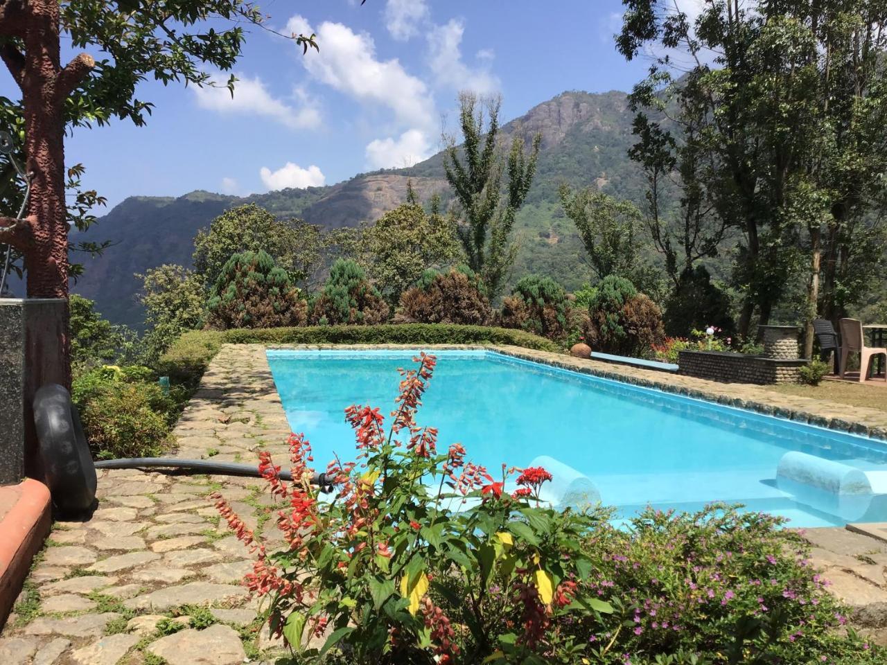 Wild Elephant Eco Friendly Resort Munnar Eksteriør billede