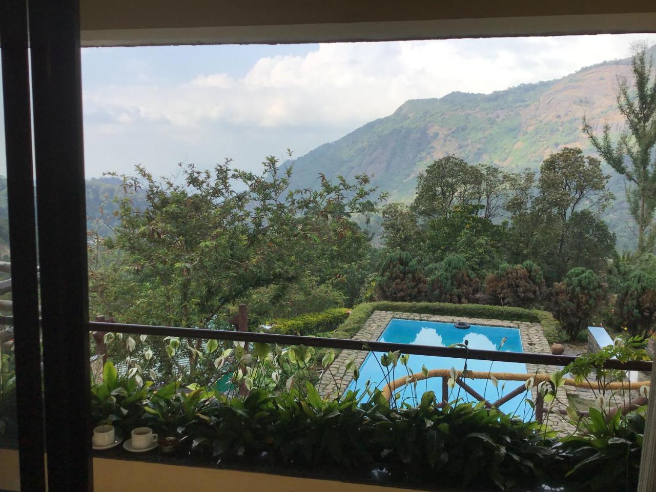 Wild Elephant Eco Friendly Resort Munnar Eksteriør billede