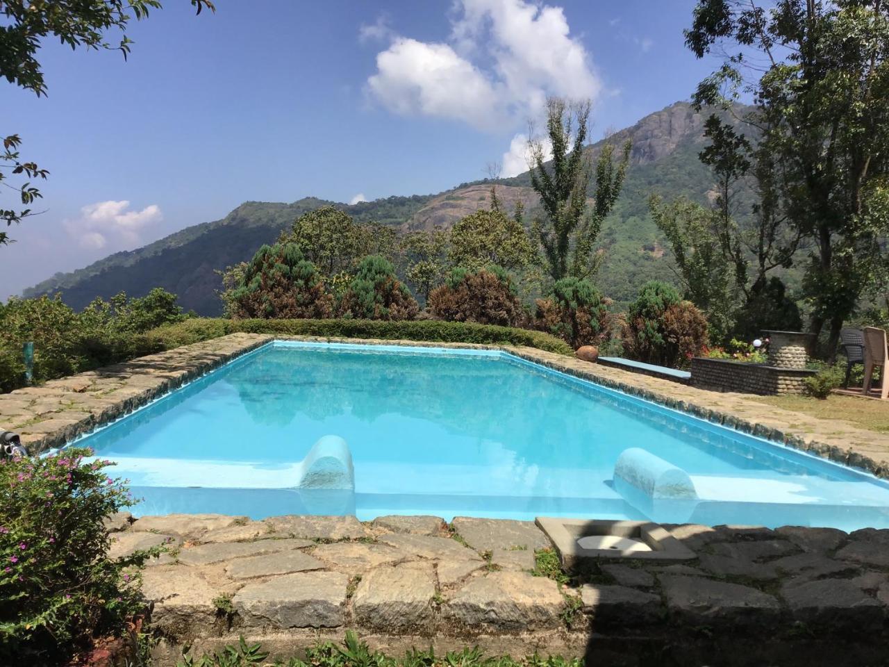 Wild Elephant Eco Friendly Resort Munnar Eksteriør billede